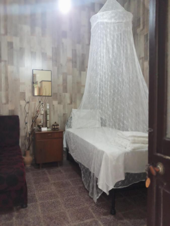 Mystery Garden Guest House Famagusta  Ngoại thất bức ảnh