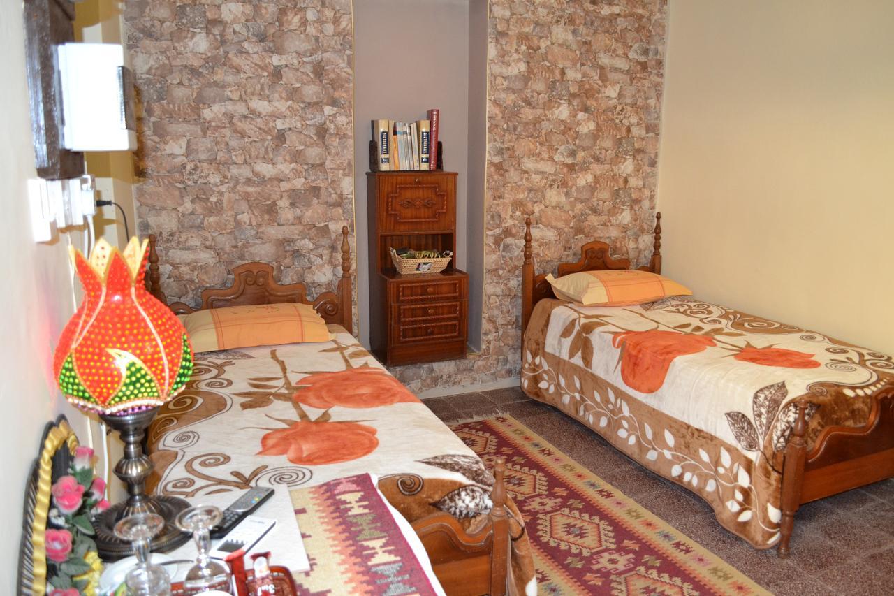 Mystery Garden Guest House Famagusta  Ngoại thất bức ảnh