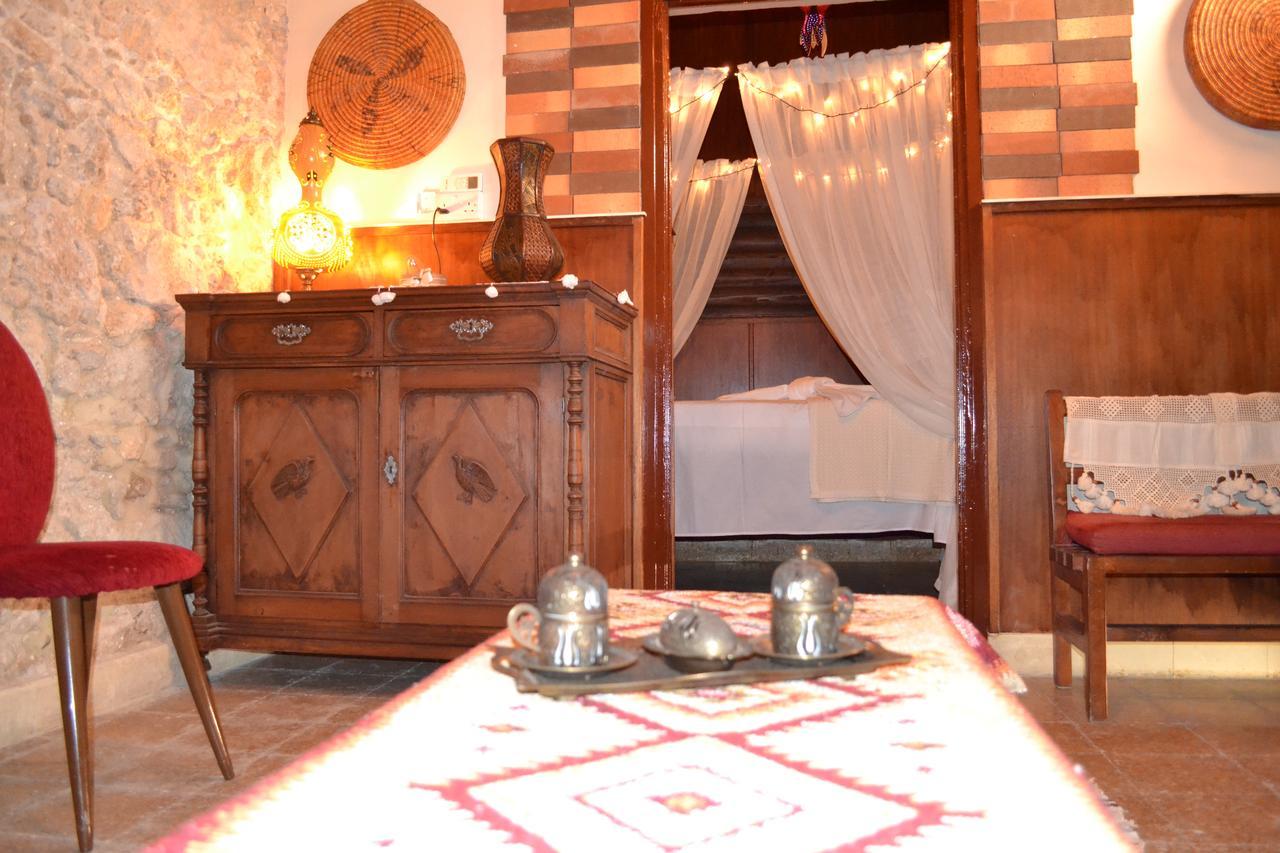 Mystery Garden Guest House Famagusta  Ngoại thất bức ảnh