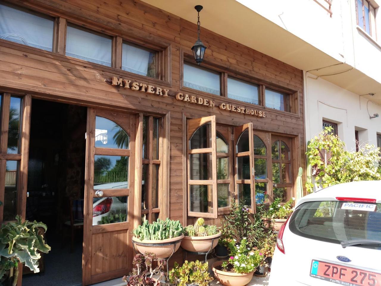 Mystery Garden Guest House Famagusta  Ngoại thất bức ảnh