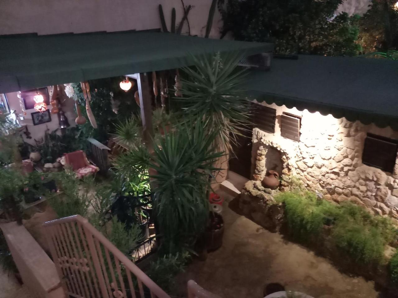 Mystery Garden Guest House Famagusta  Ngoại thất bức ảnh