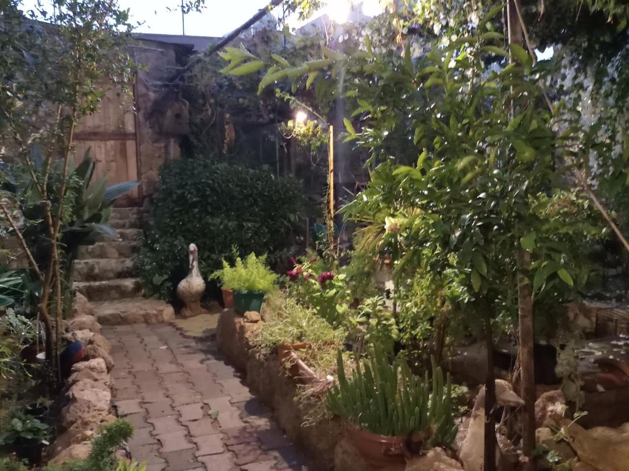 Mystery Garden Guest House Famagusta  Ngoại thất bức ảnh
