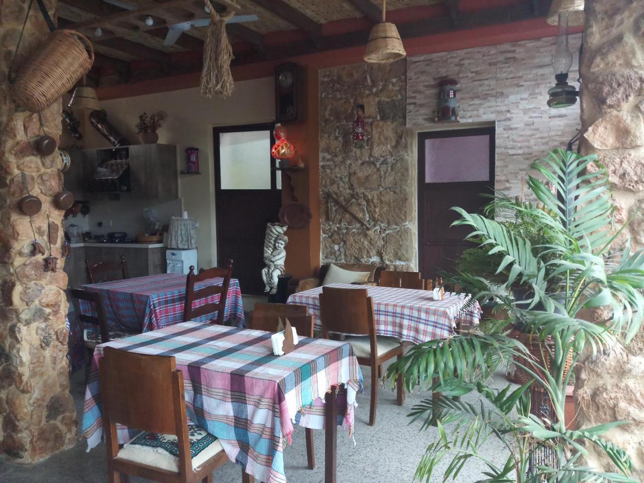 Mystery Garden Guest House Famagusta  Ngoại thất bức ảnh